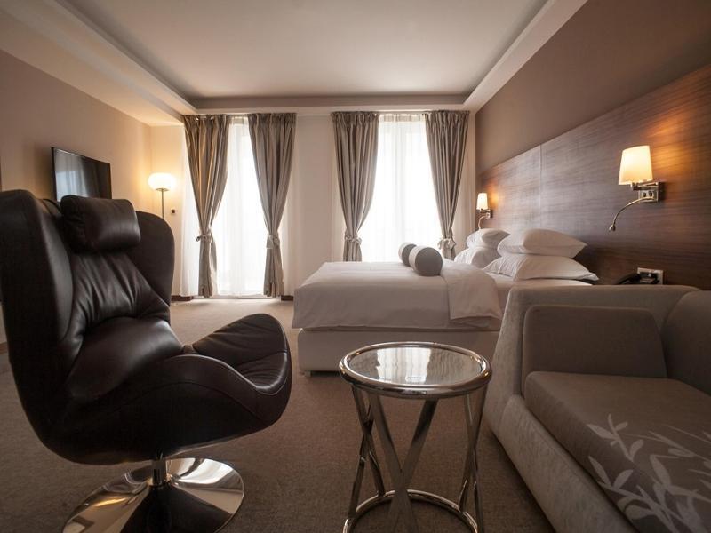Aurel 4* Podgorica