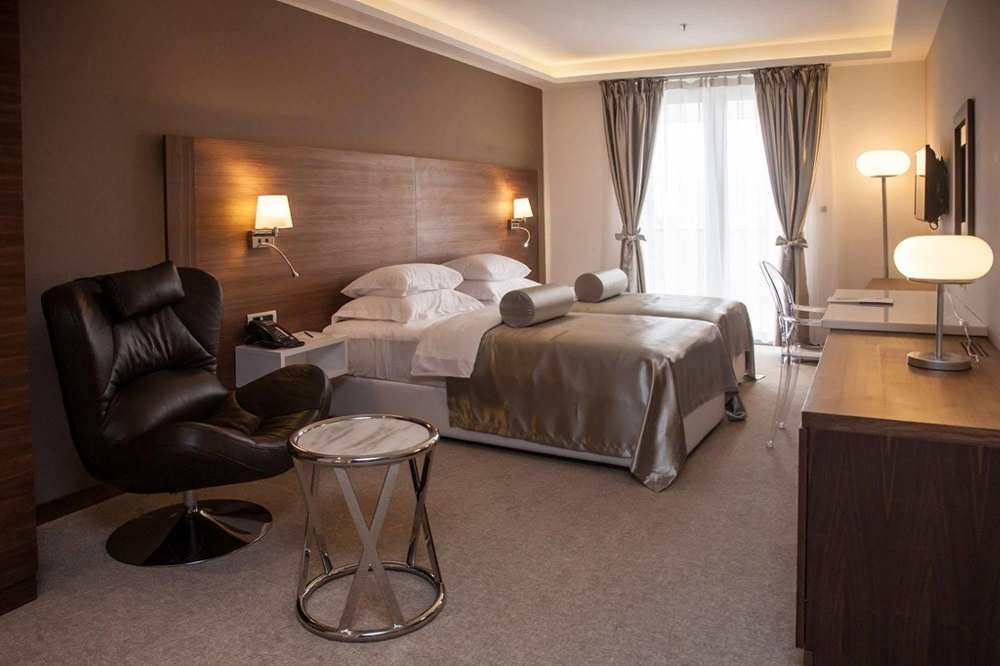 Hotel Aurel 4*